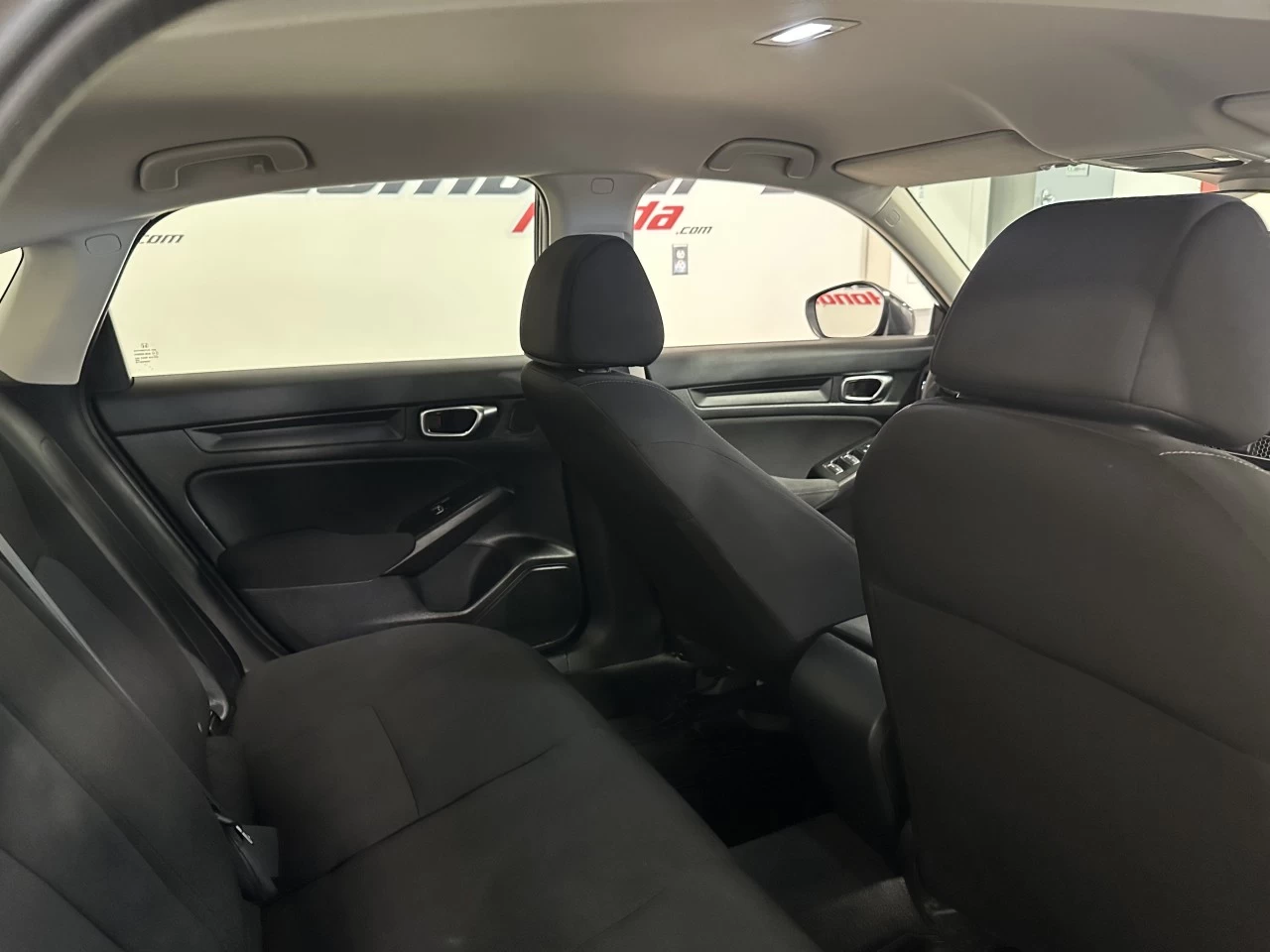 2022 Honda Civic LX Main Image