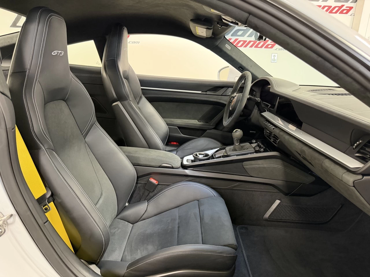 2026 Porsche 911 GT3 Main Image