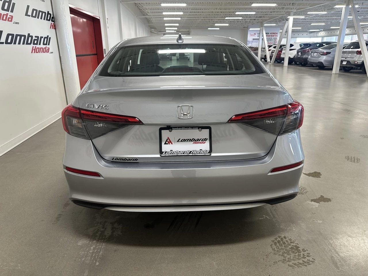 2023 Honda Civic LX Image principale