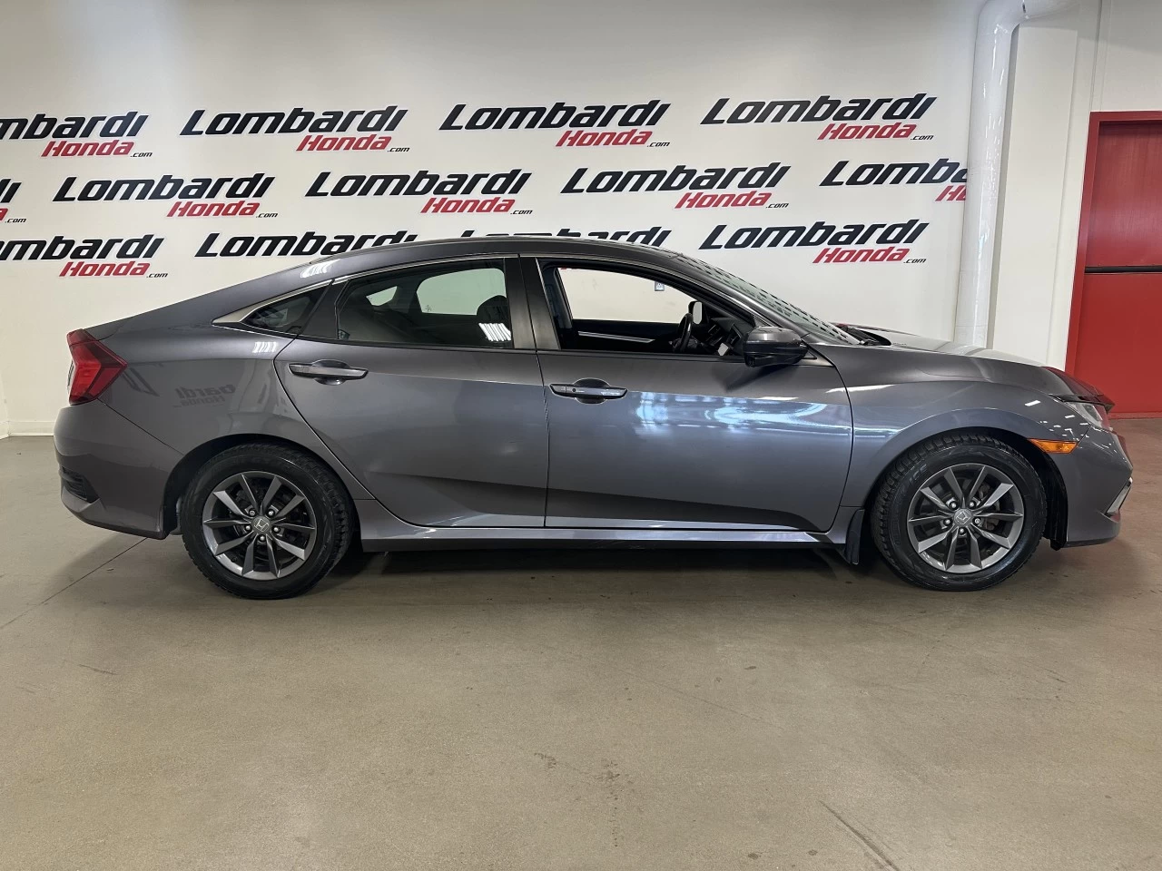 2021 Honda Civic EX Main Image