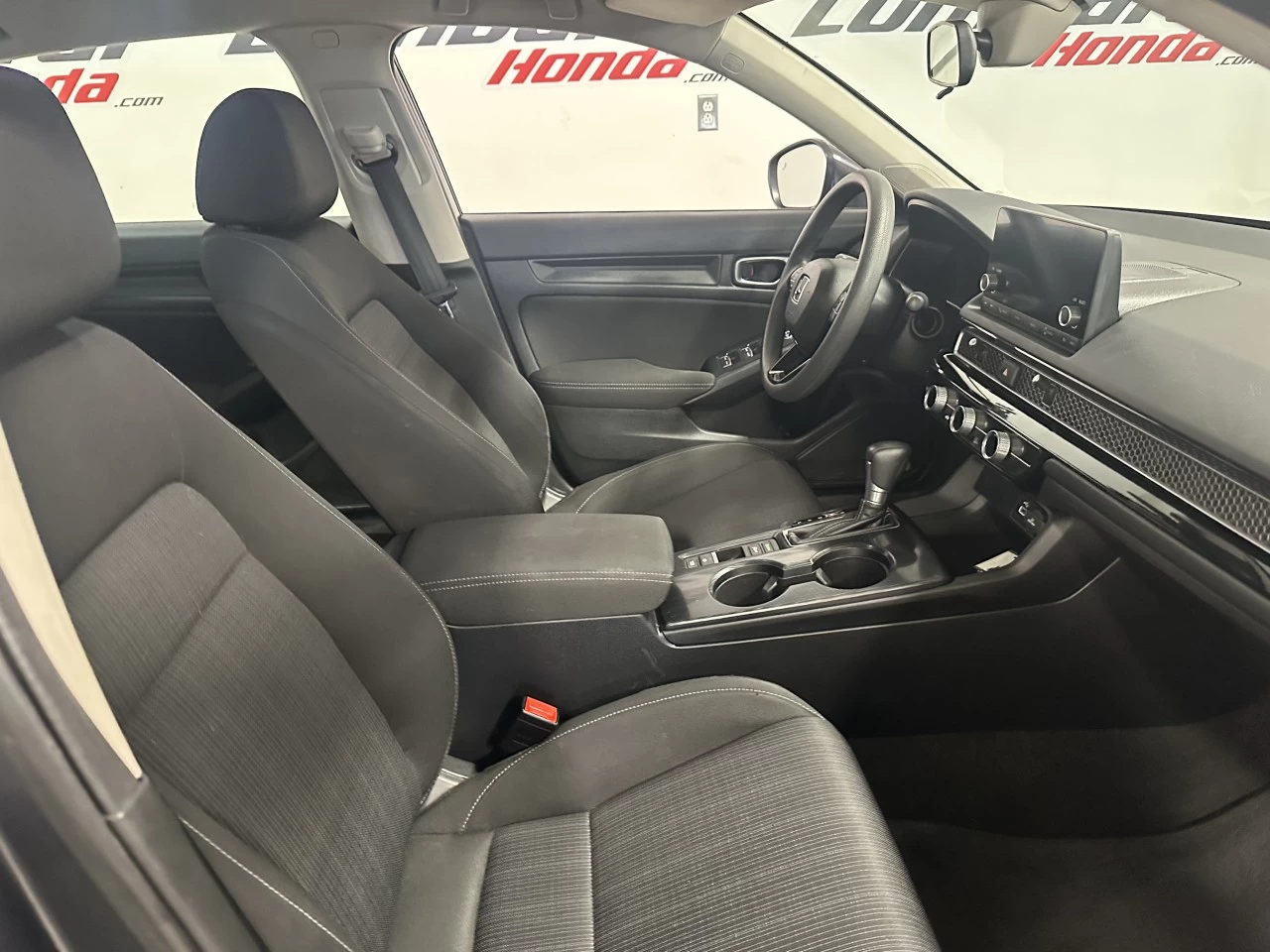 2022 Honda Civic LX Main Image