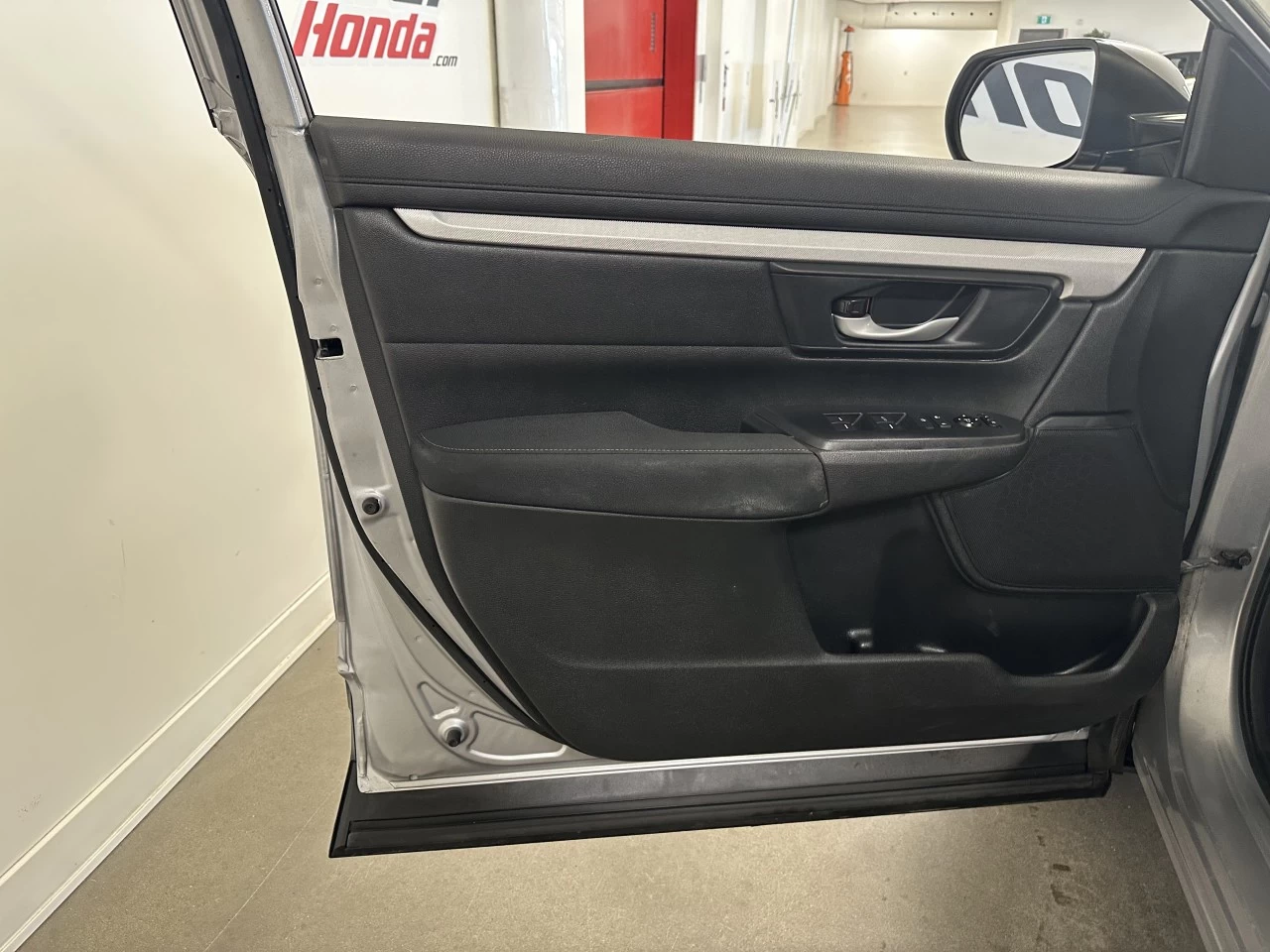 2019 Honda CR-V LX Main Image