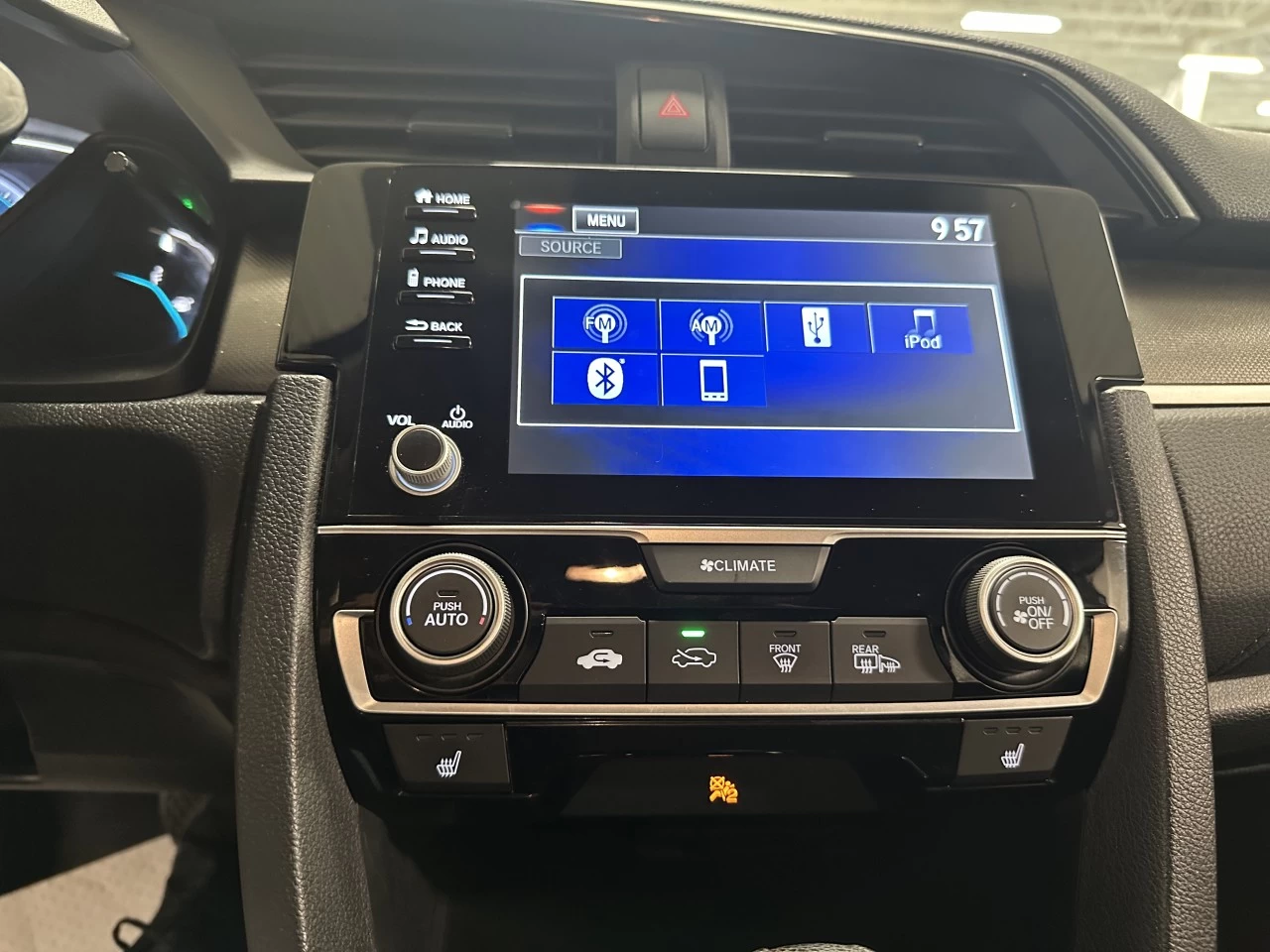 2020 Honda Civic LX Image principale