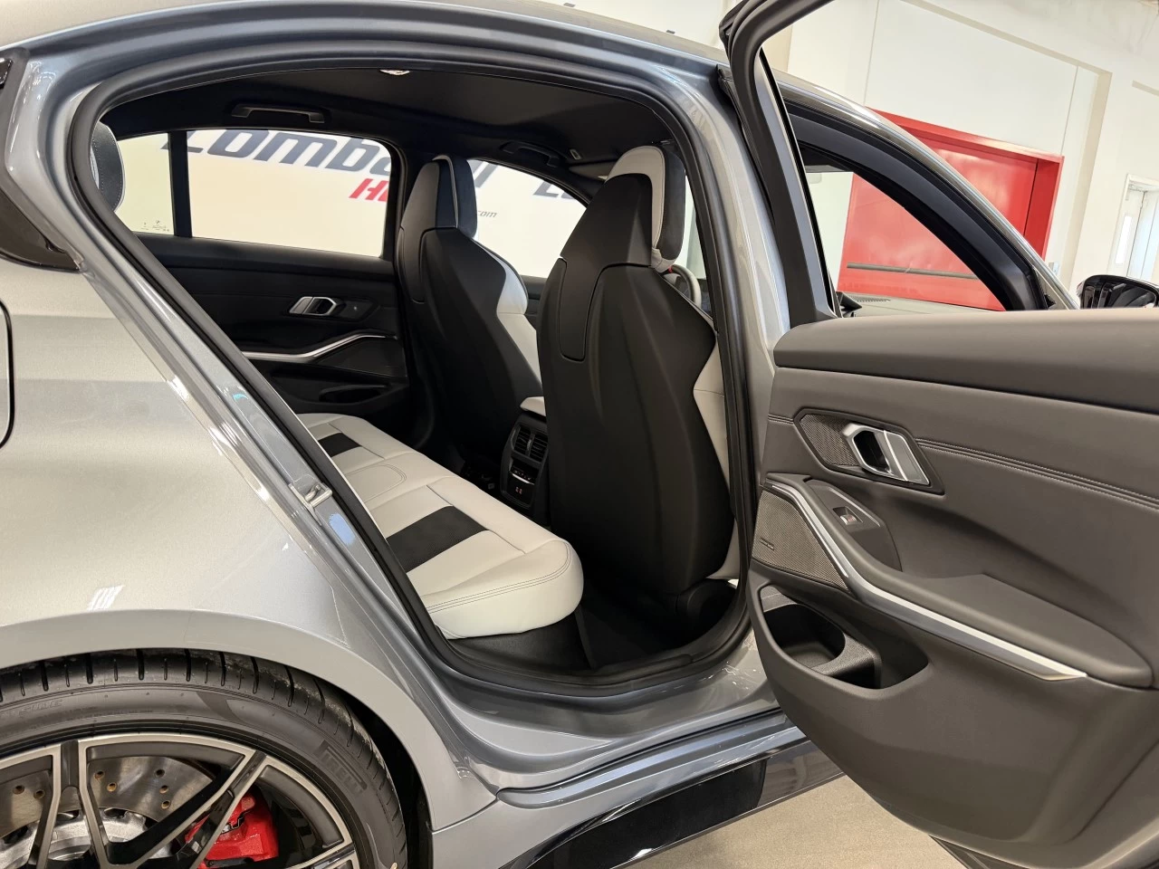 2027 BMW M3 Competition - premium package - full carbon Main Image
