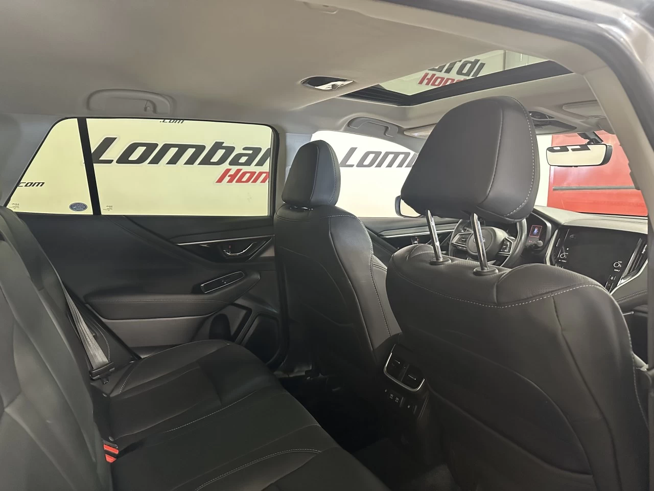 2020 Subaru Outback
                                                    Limited Main Image