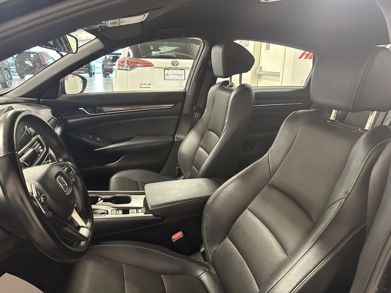 2021 Honda Accord SE Image principale
