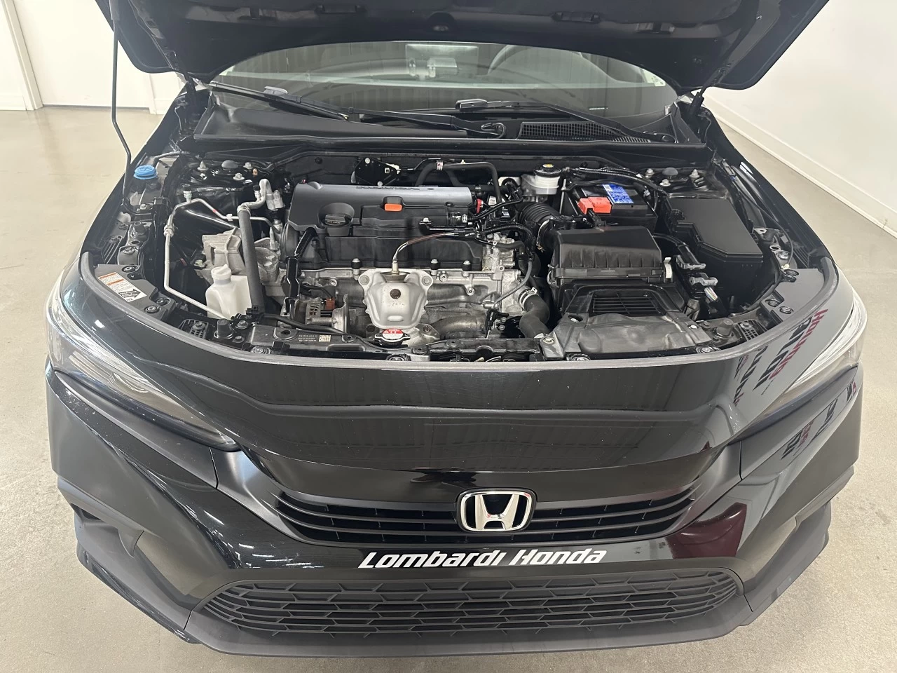 2023 Honda Civic LX/LX-B Main Image