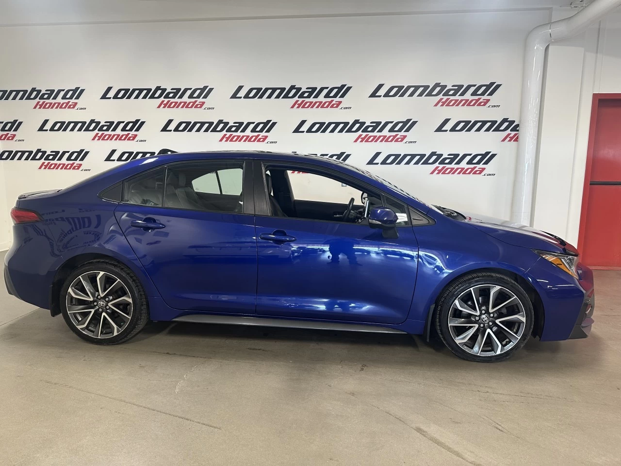 2022 Toyota Corolla XSE Main Image