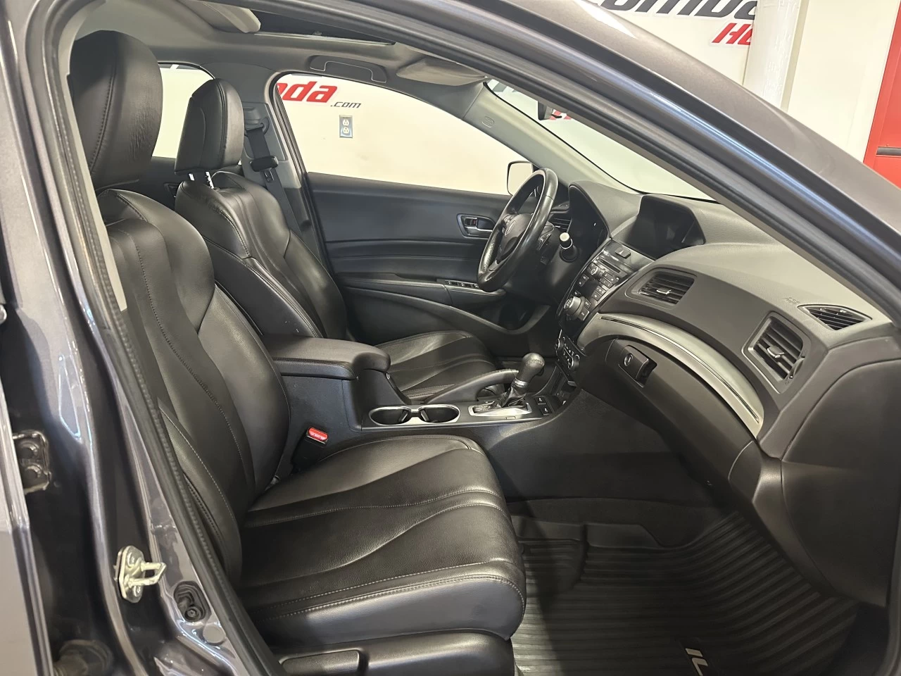 2019 Acura ILX Sedan https://www.lombardihonda.com/resize/b990ff35b810a3abc0cc817b2ca24889-1