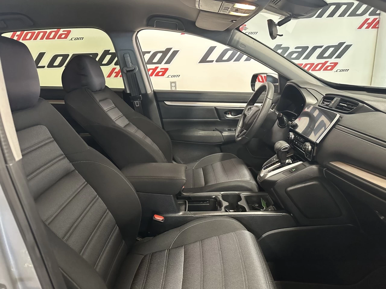 2019 Honda CR-V LX Main Image