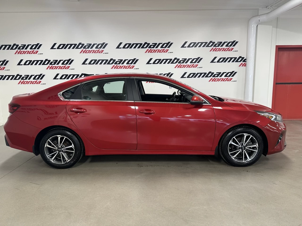 2023 Kia Forte EX Main Image