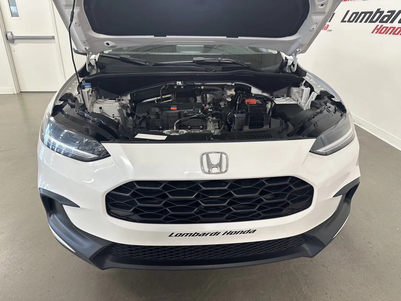 2024 Honda HR-V LX-B Main Image