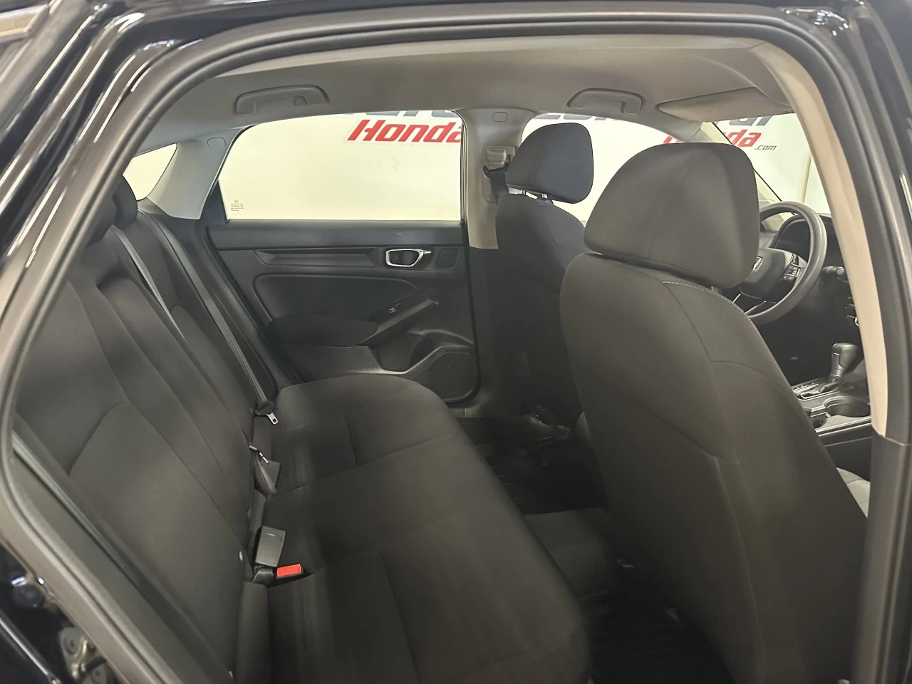 2022 Honda Civic LX Main Image