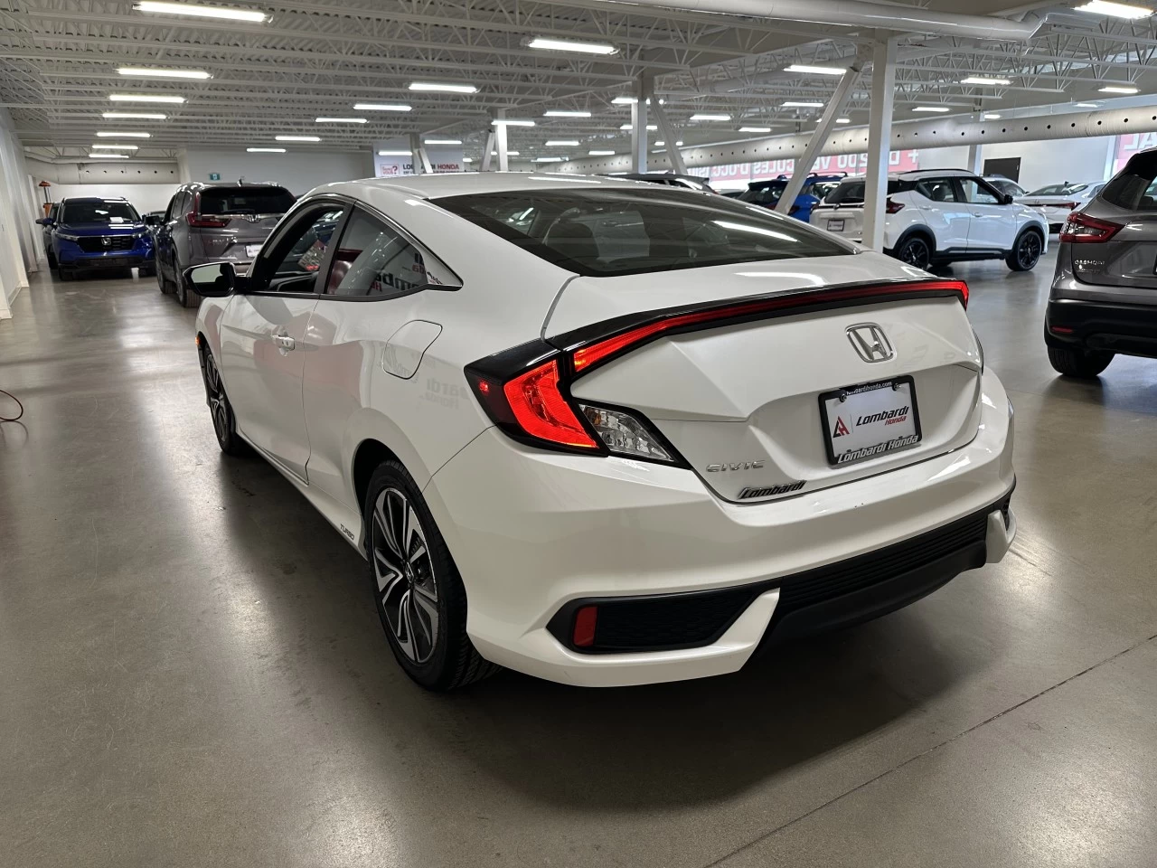 2018 Honda Civic EX Main Image