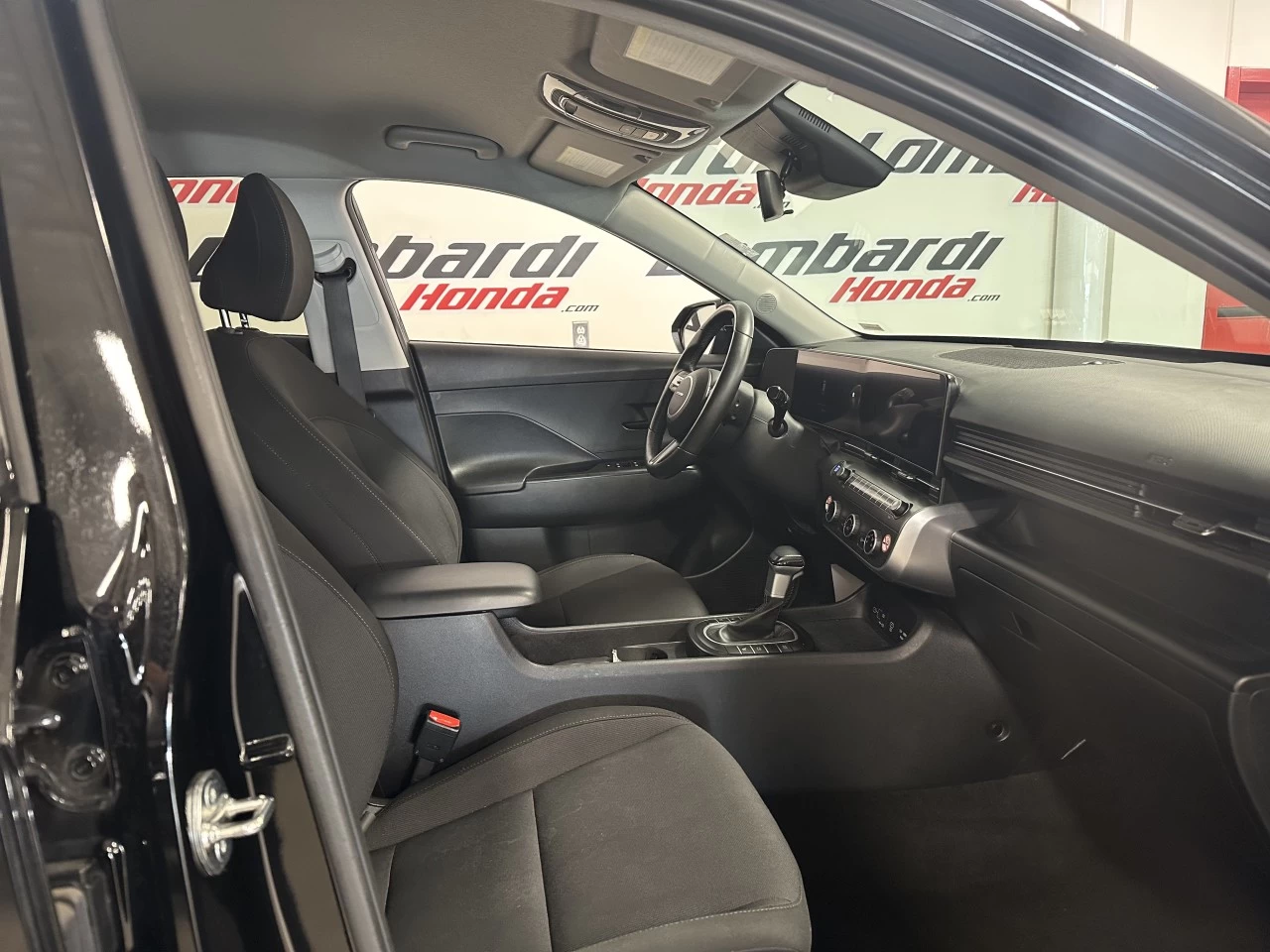 2024 Hyundai Kona Preferred Main Image