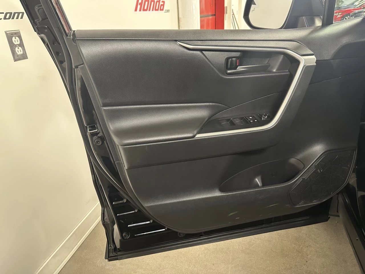2024 Toyota RAV4 LE Main Image