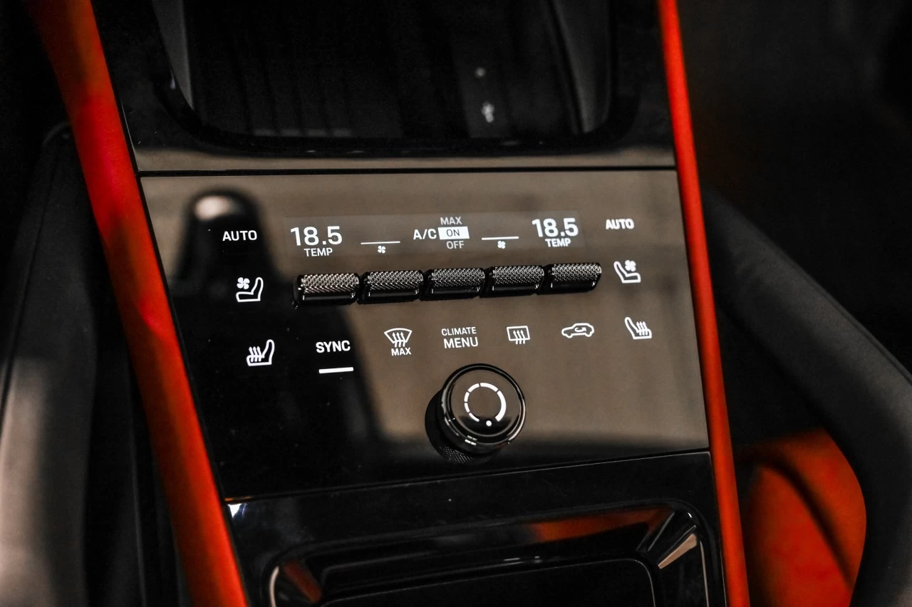 2025 Porsche Cayenne GTS https://www.lombardihonda.com/resize/b990ff35b810a3abc0cc817b2ca24889-1