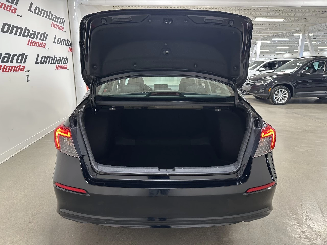 2022 Honda Civic LX Image principale