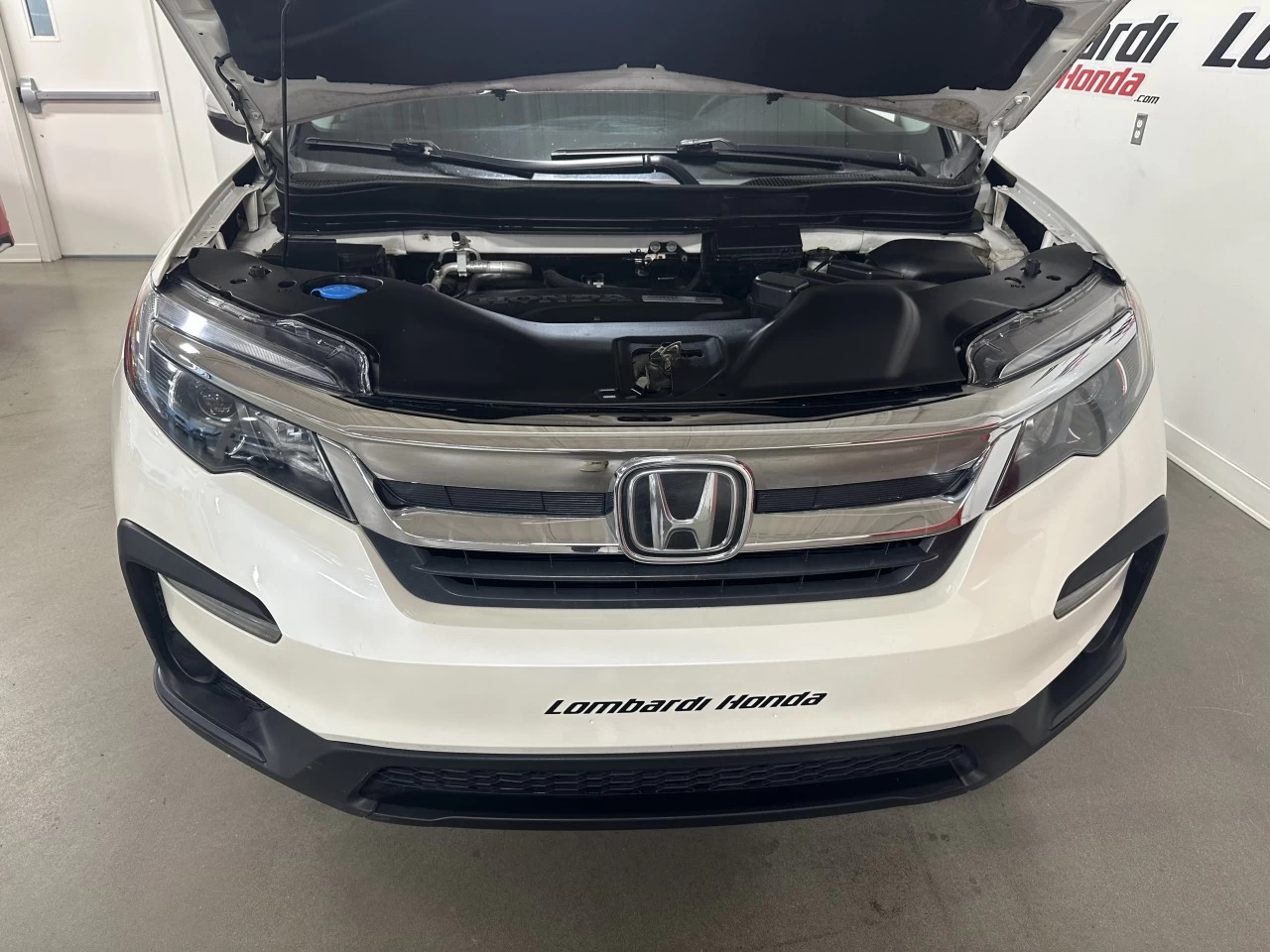 2019 Honda Pilot LX Image principale