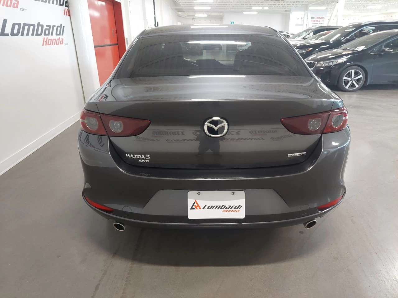 2019 Mazda 3
                                                    GS Main Image