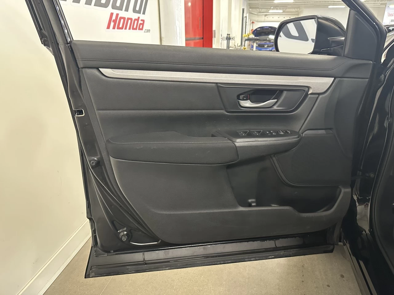 2021 Honda CR-V
                                                    LX Main Image