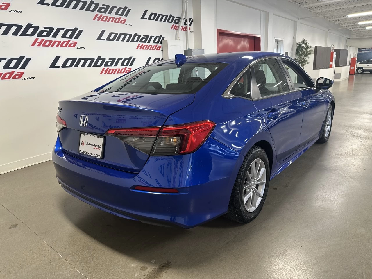 2022 Honda Civic EX Main Image