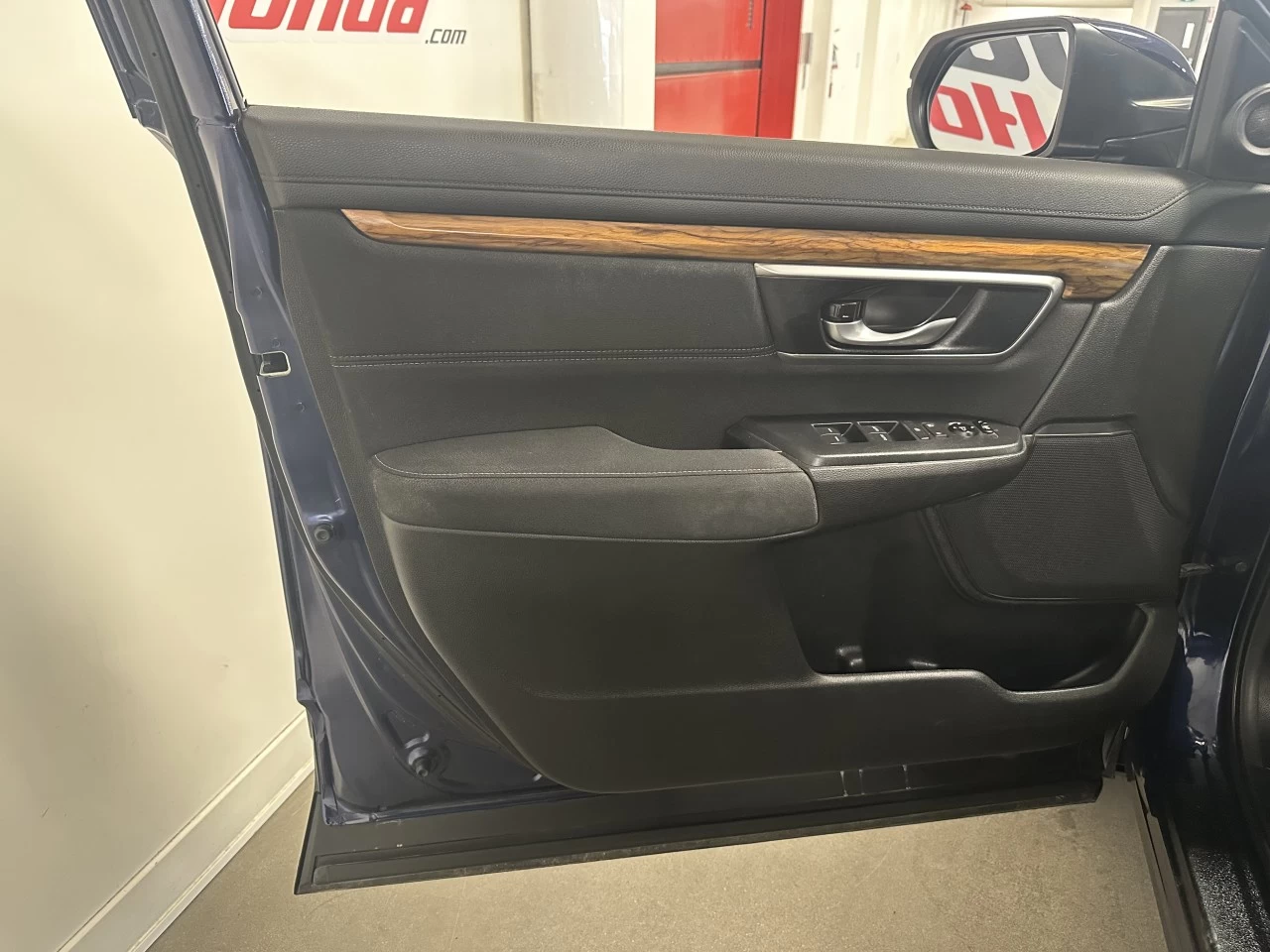 2019 Honda Civic EX Main Image