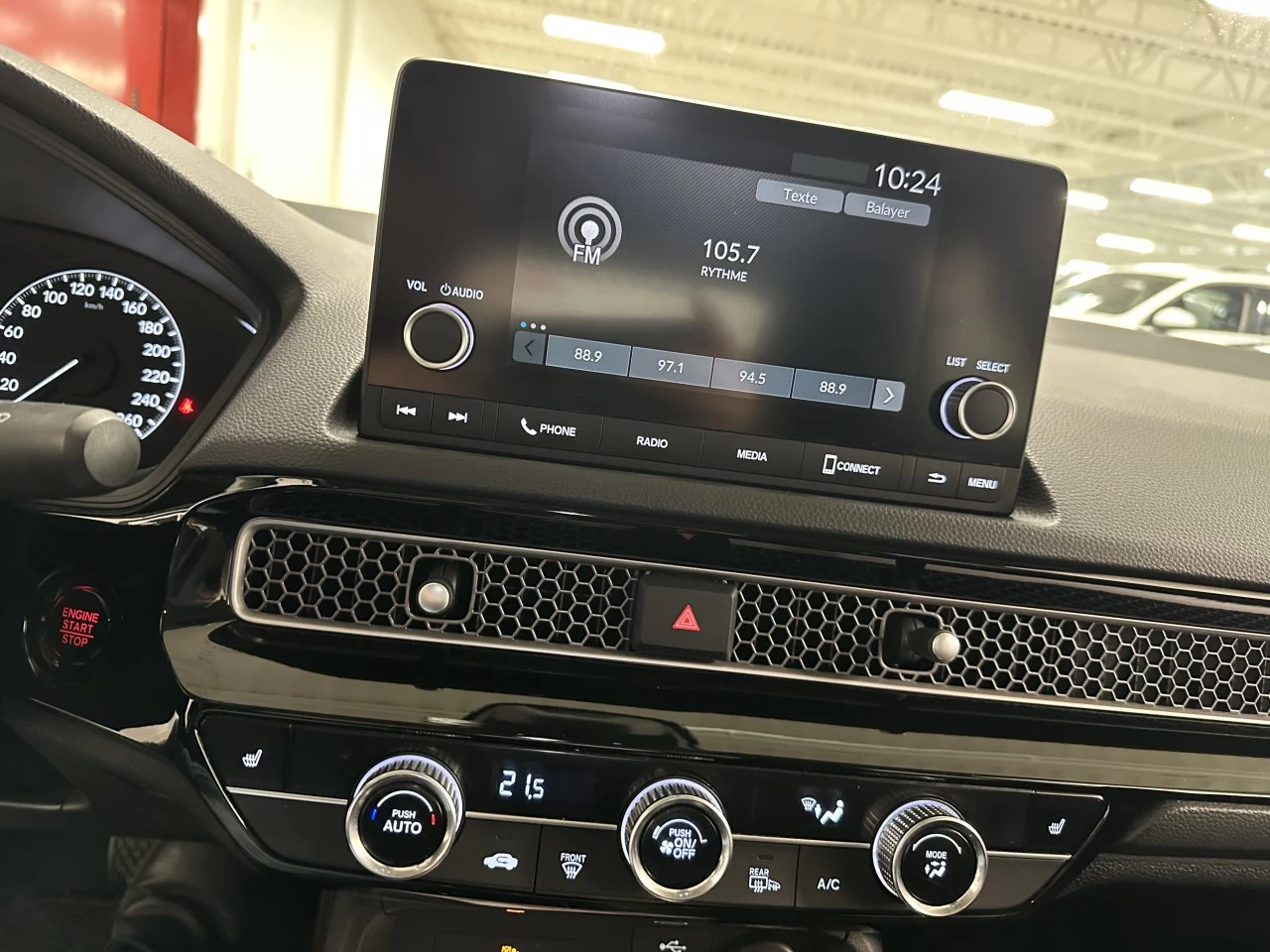 2022 Honda Civic LX Image principale