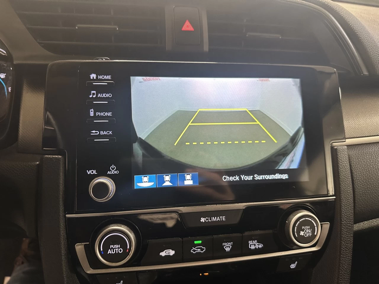 2021 Honda Civic Berline LX Image principale