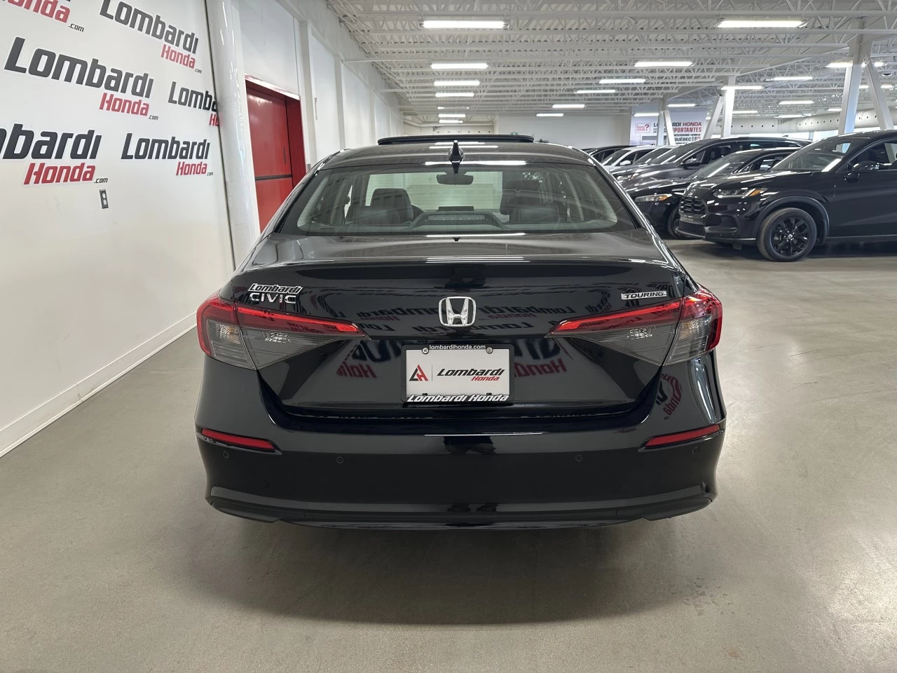 2023 Honda Civic Touring Main Image