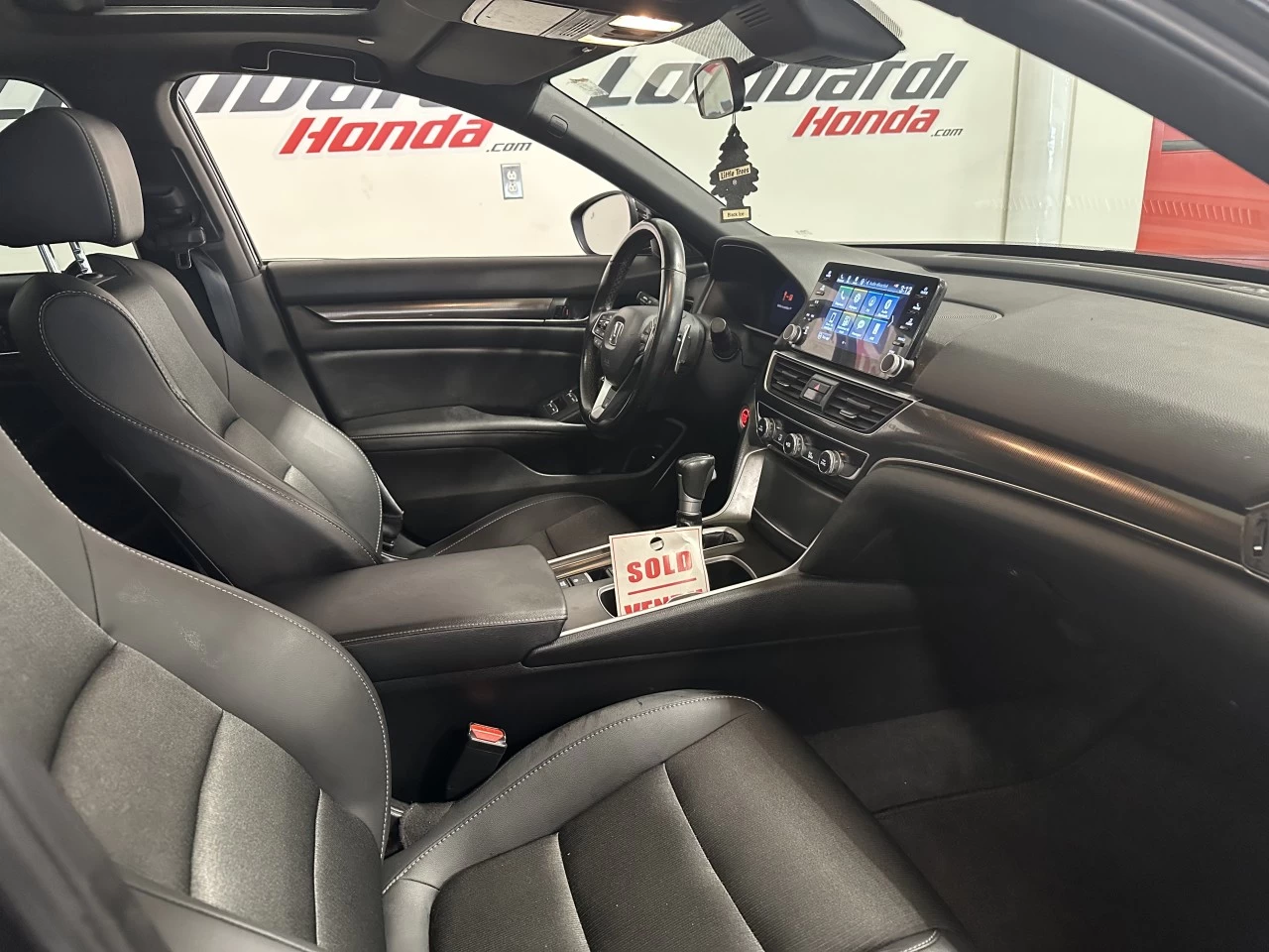 2021 Honda Accord
                                                    Sport Main Image