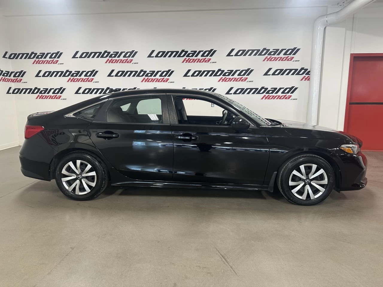 2023 Honda Civic LX/LX-B Image principale