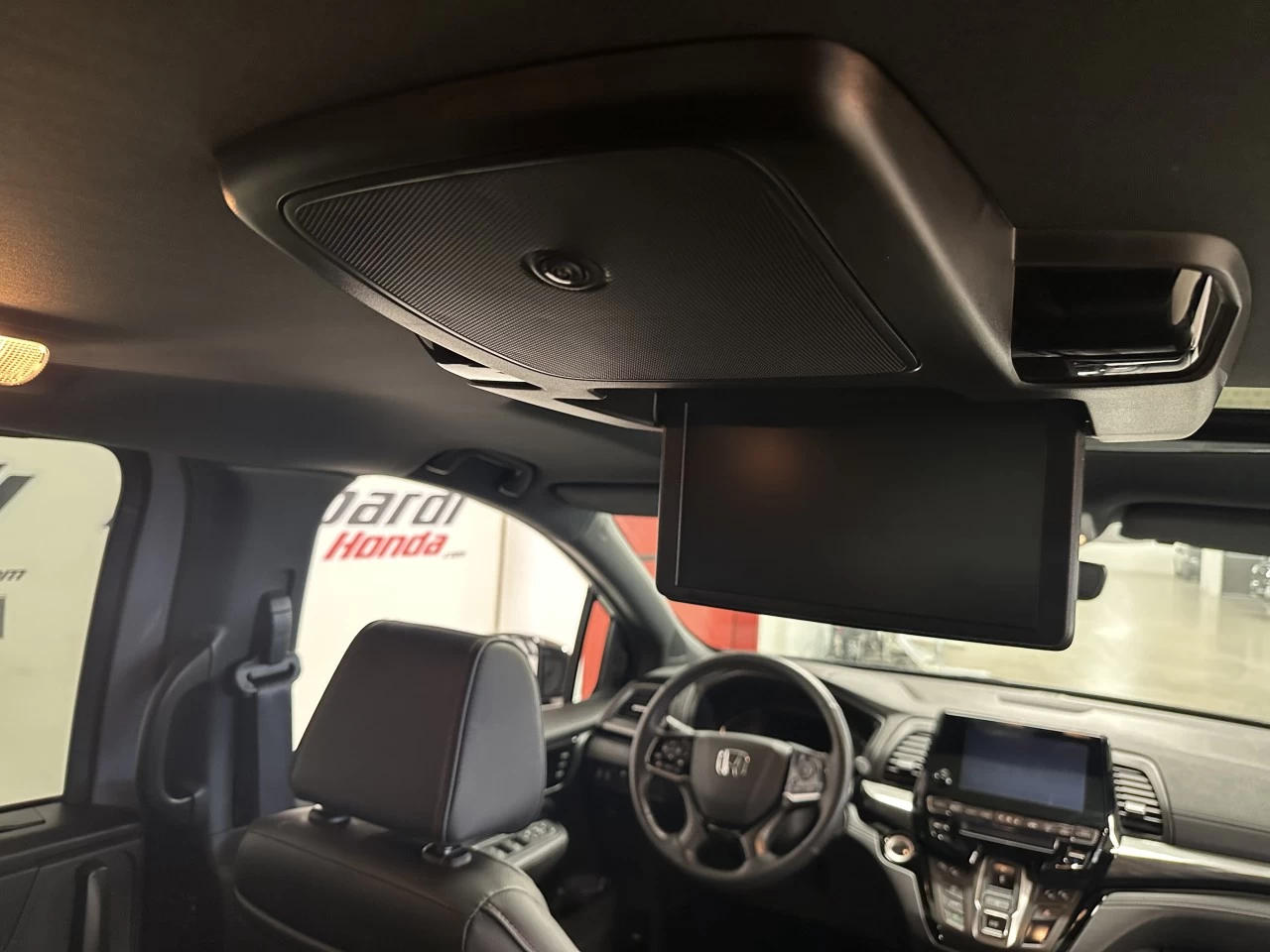 2023 Honda Odyssey Black Edition https://www.lombardihonda.com/resize/b990ff35b810a3abc0cc817b2ca24889-1