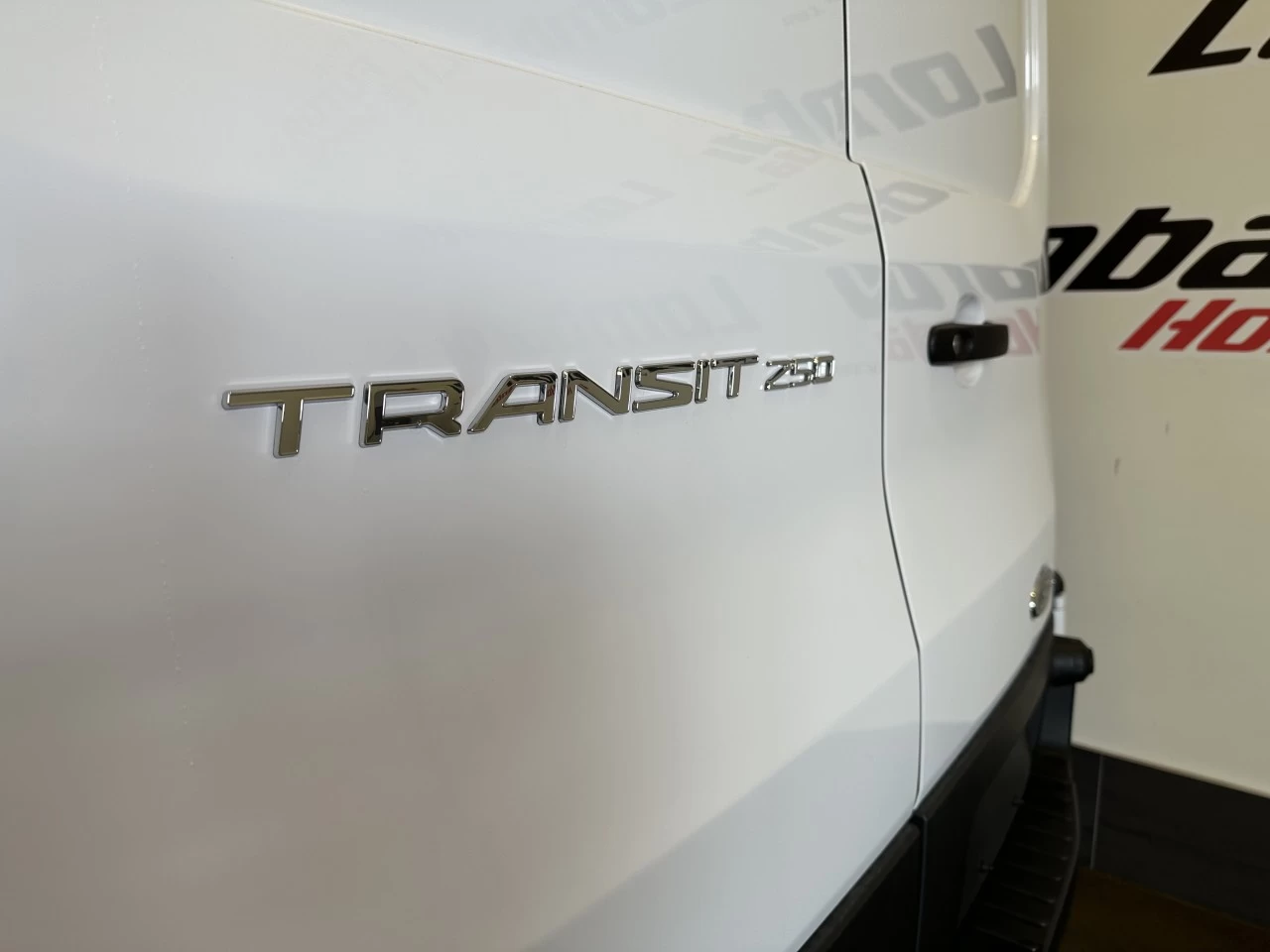 2024 Ford Transit-250 T-250 148" Med Rf 9070 GVWR RWD https://www.lombardihonda.com/resize/b990ff35b810a3abc0cc817b2ca24889-1