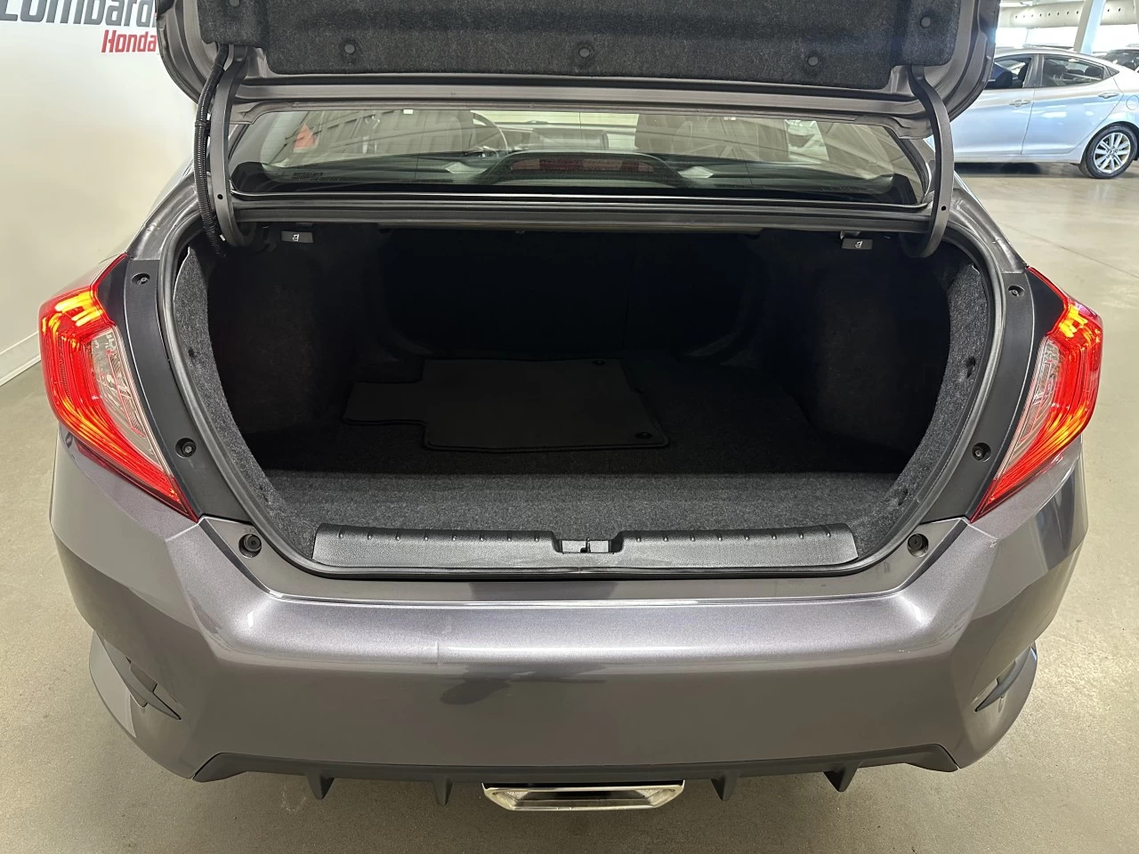 2021 Honda Civic Sport Image principale