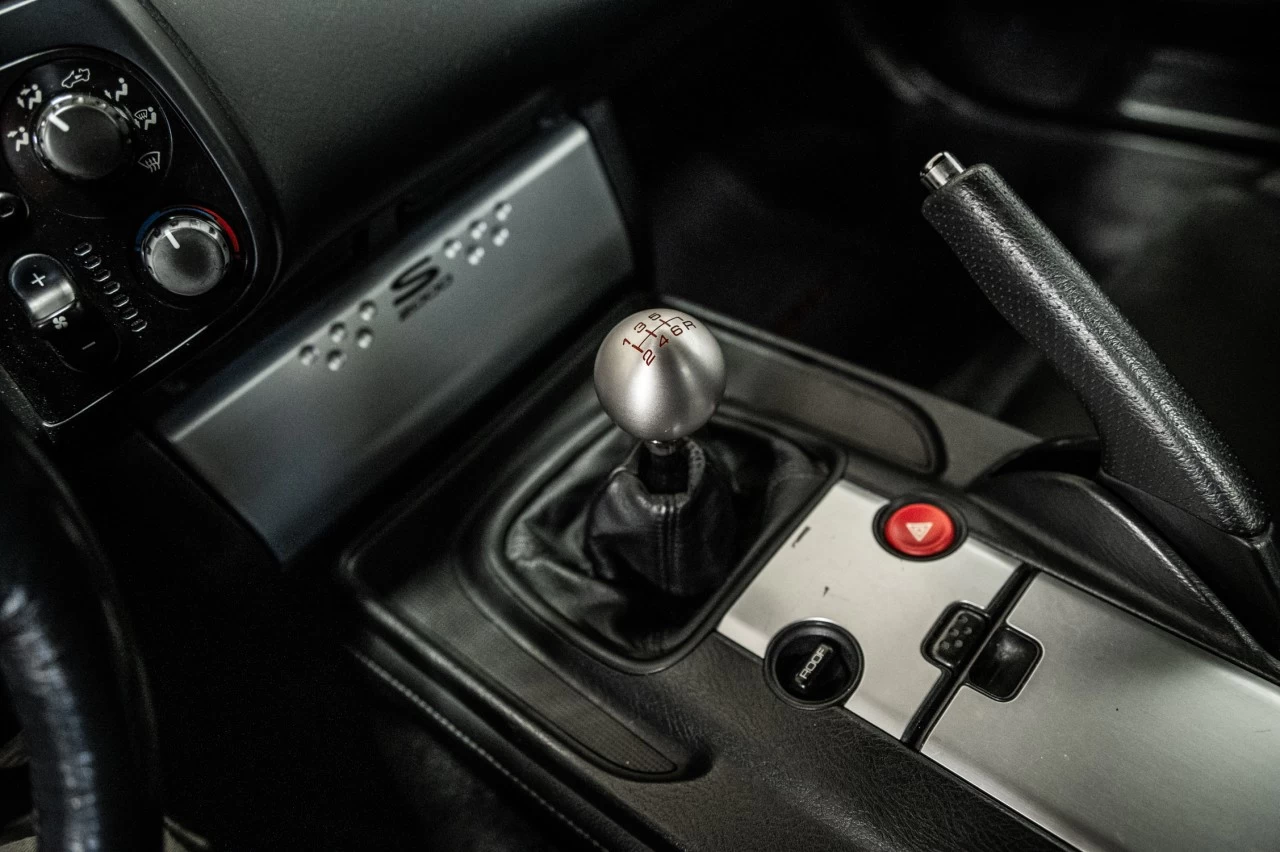 2005 Honda S2000 2dr Conv https://www.lombardihonda.com/resize/b990ff35b810a3abc0cc817b2ca24889-1