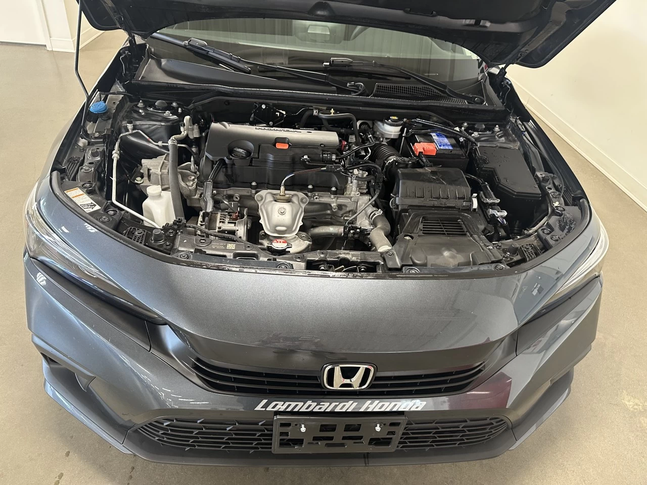 2024 Honda Civic LX-B Image principale