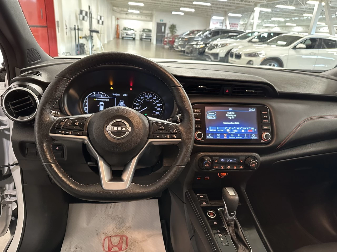2023 Nissan Kicks SR https://www.lombardihonda.com/resize/b990ff35b810a3abc0cc817b2ca24889-1