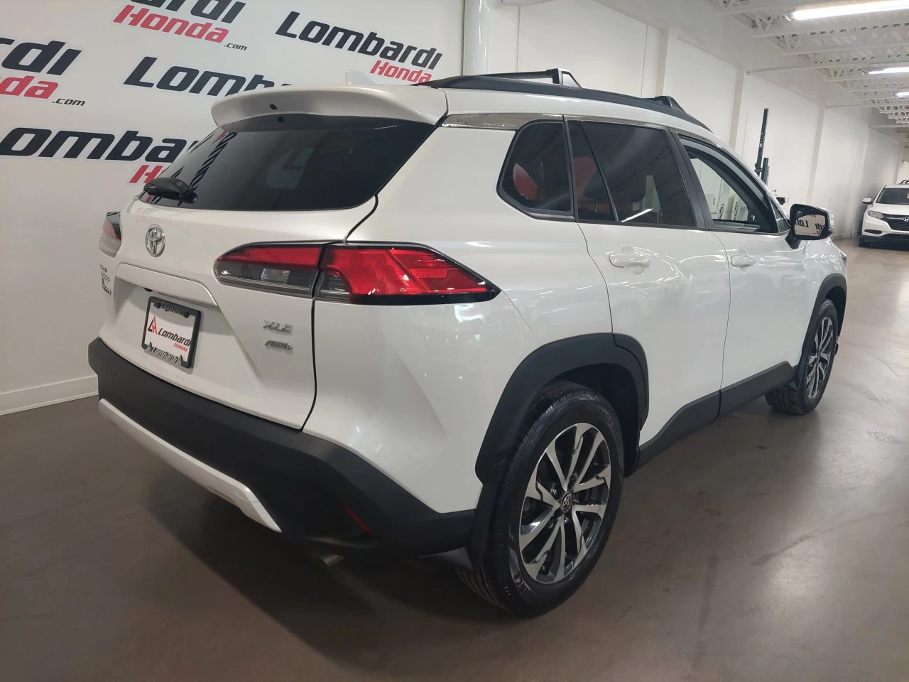 2022 Toyota Corolla Cross
                                                    XLE Main Image
