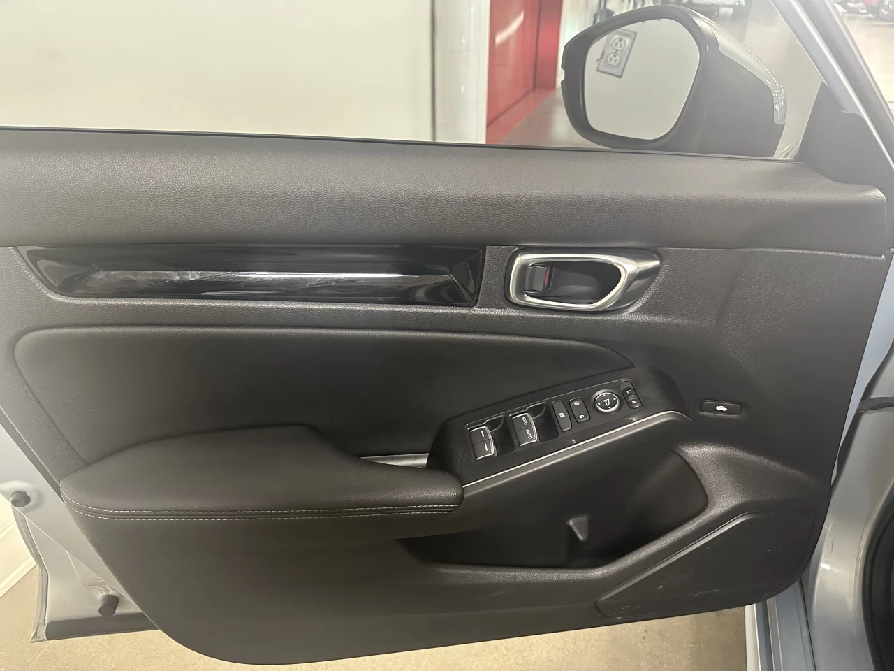 2022 Honda Civic Touring https://www.lombardihonda.com/resize/b990ff35b810a3abc0cc817b2ca24889-1