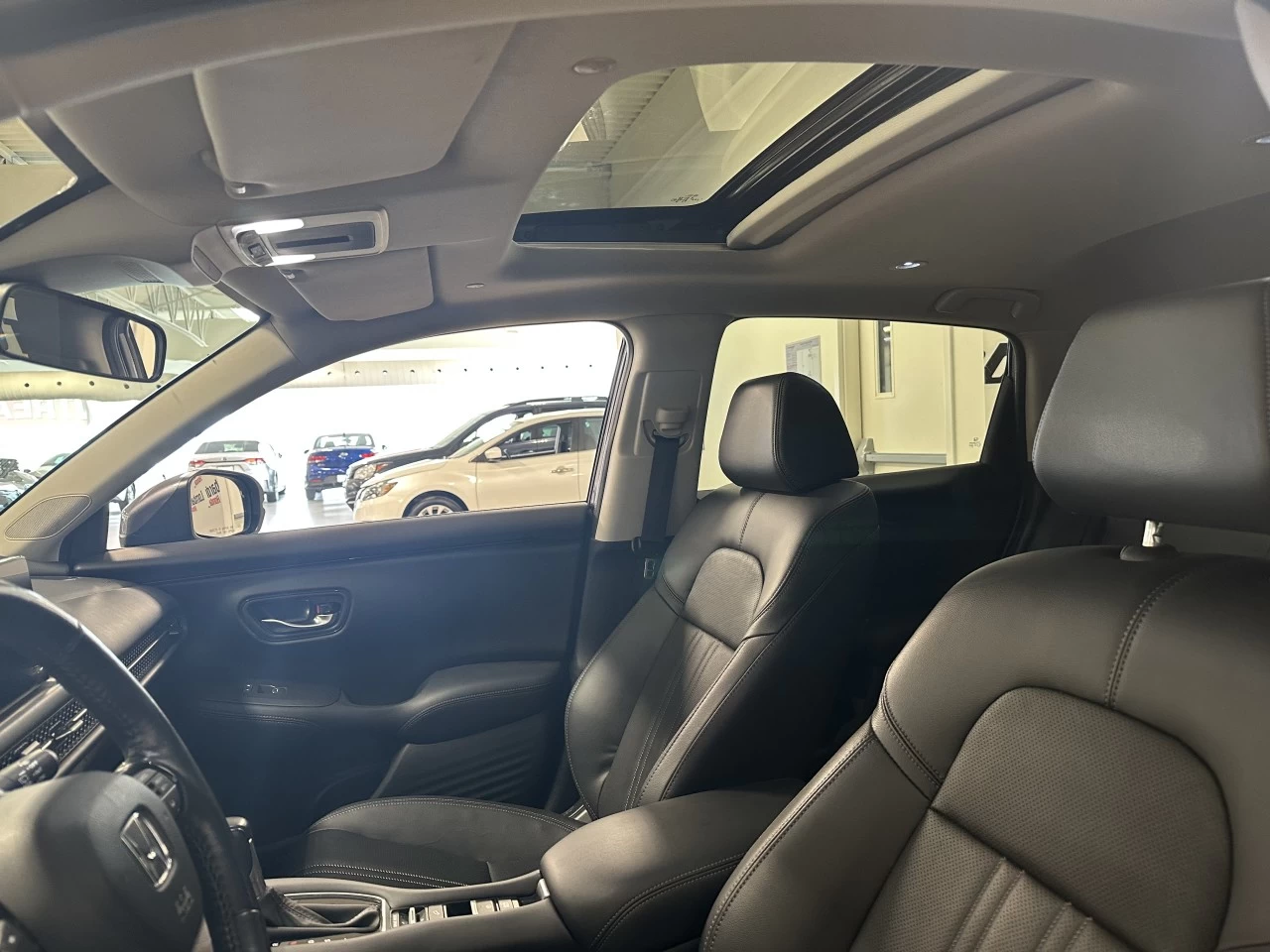 2024 Honda HR-V
                                                    EX-L Navi Main Image