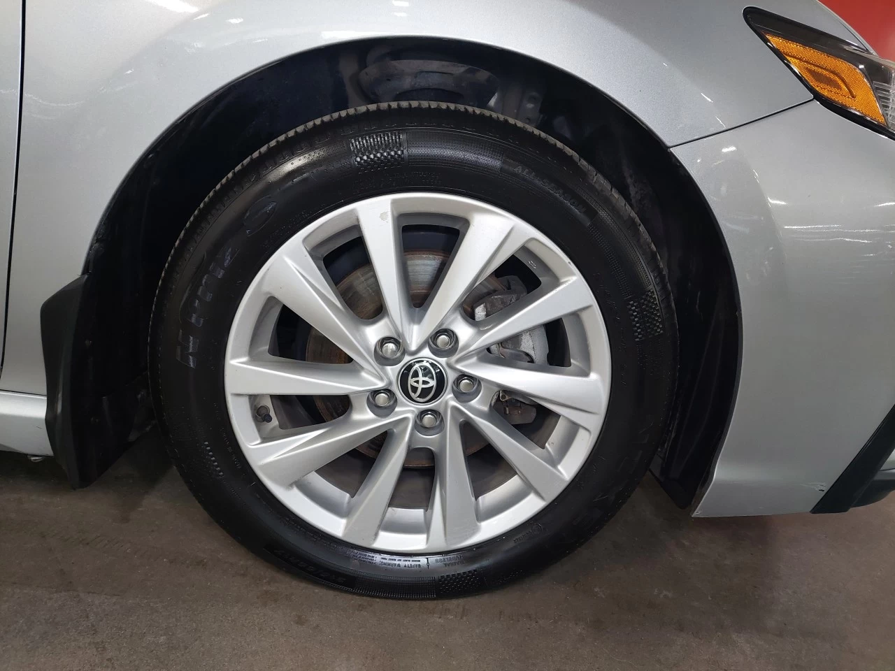 2021 Toyota Camry
                                                    SE Main Image