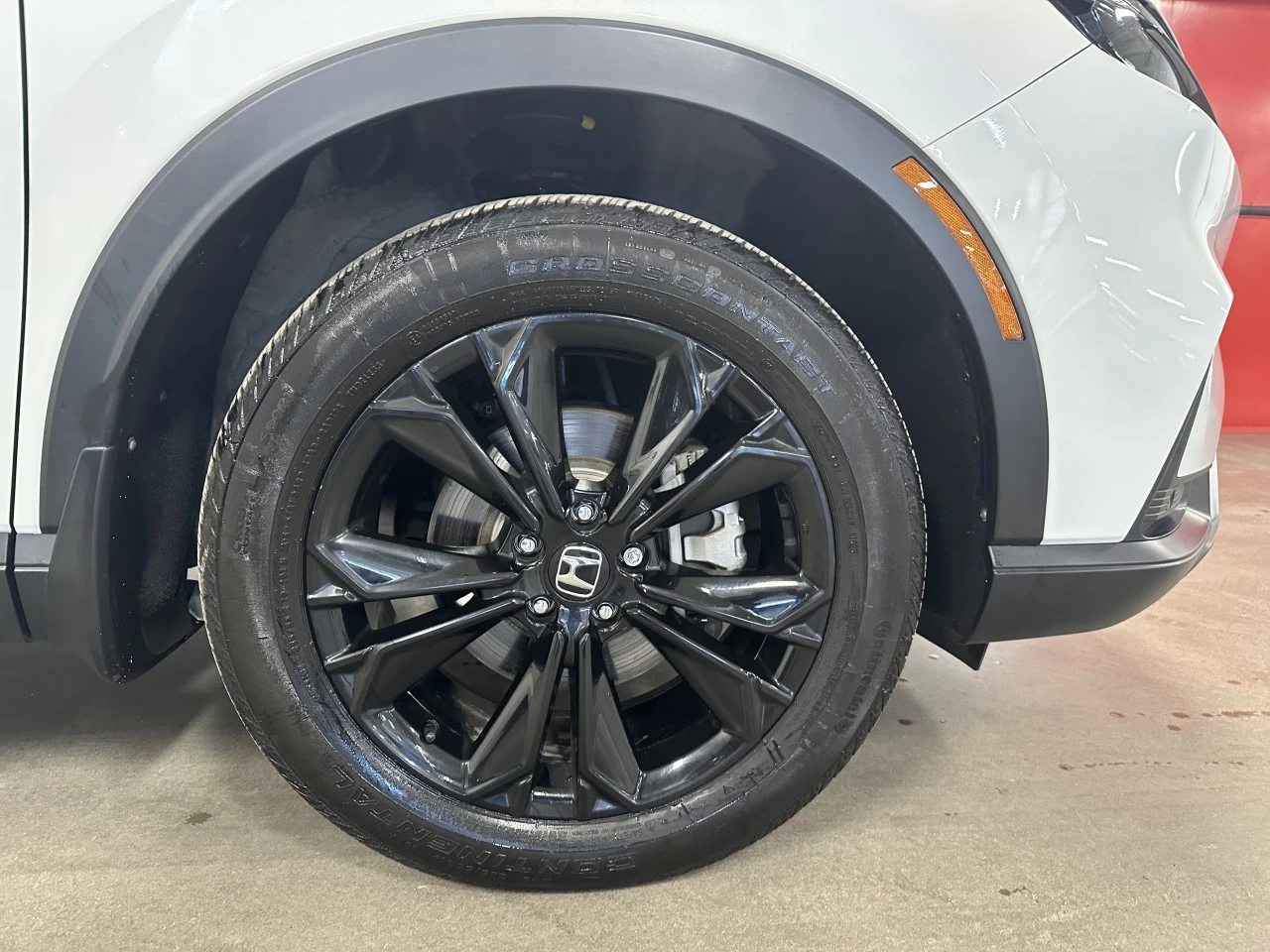 2023 Honda CR-V Touring https://www.lombardihonda.com/resize/b990ff35b810a3abc0cc817b2ca24889-1