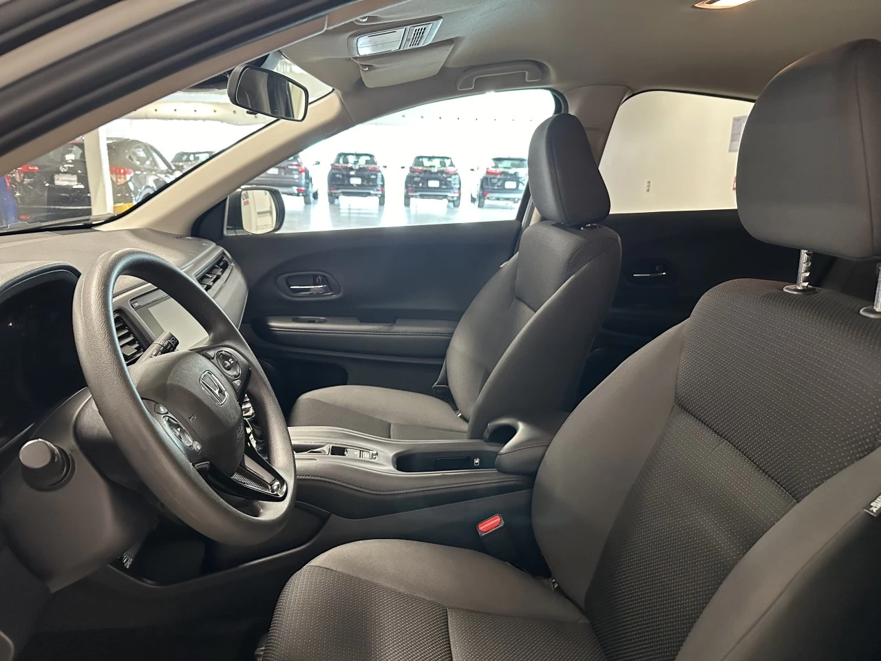 2020 Honda HR-V LX https://www.lombardihonda.com/resize/b990ff35b810a3abc0cc817b2ca24889-1