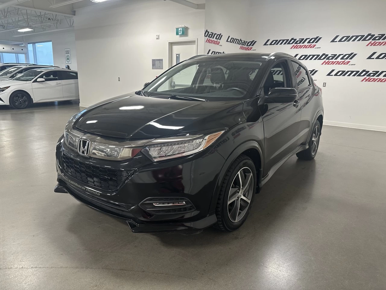 2022 Honda HR-V Touring Main Image