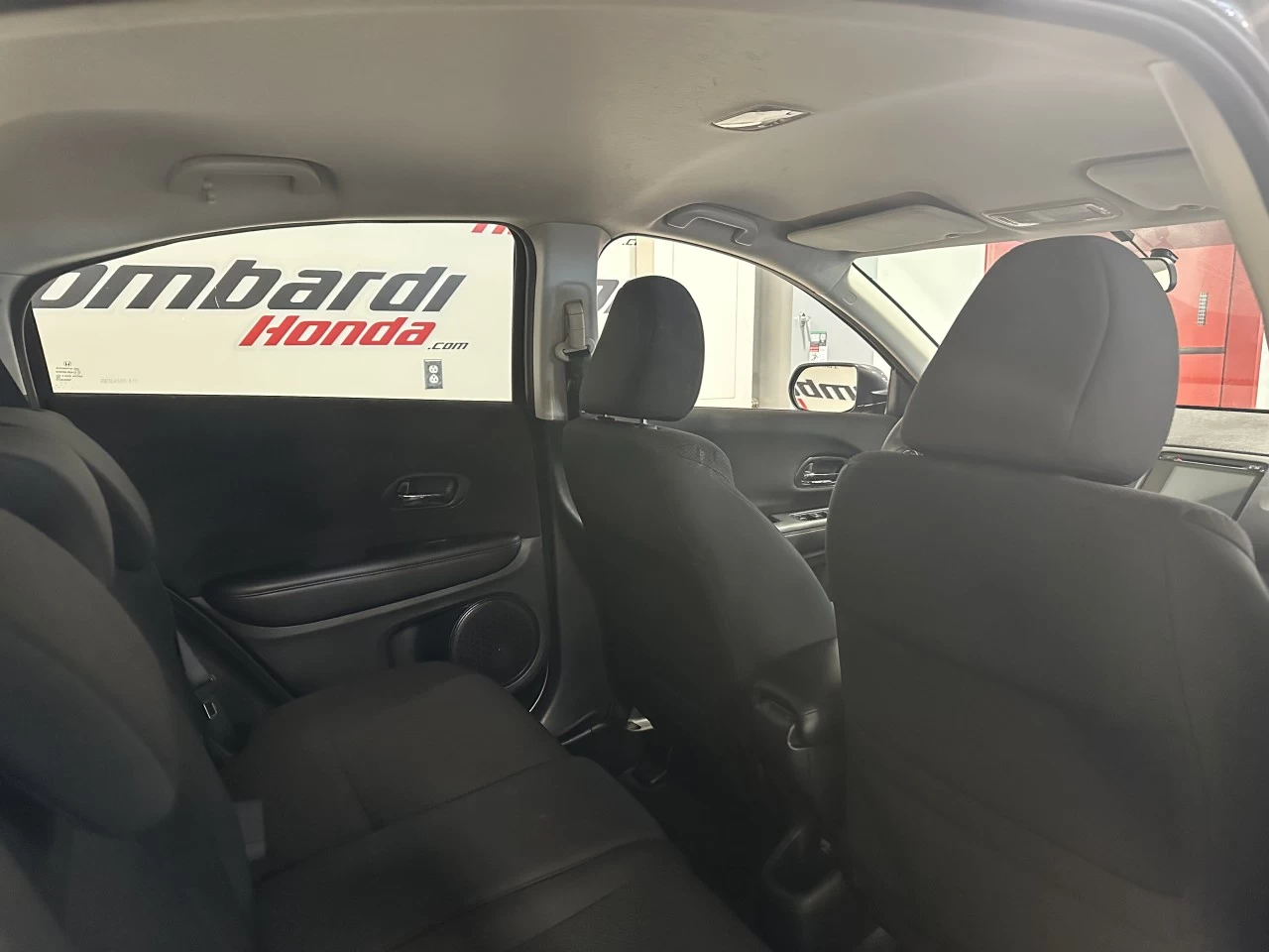 2017 Honda HR-V
                                                    LX Main Image