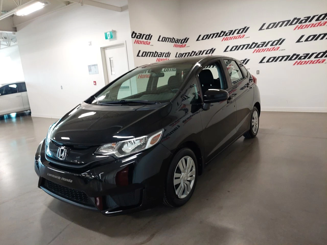 2017 Honda Fit
                                                    LX Main Image