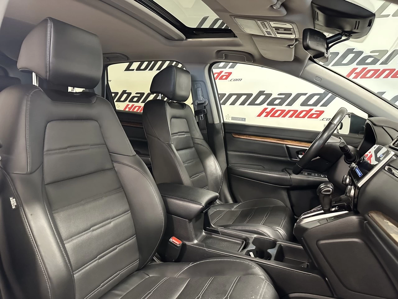 2019 Honda CR-V EX-L https://www.lombardihonda.com/resize/b990ff35b810a3abc0cc817b2ca24889-1