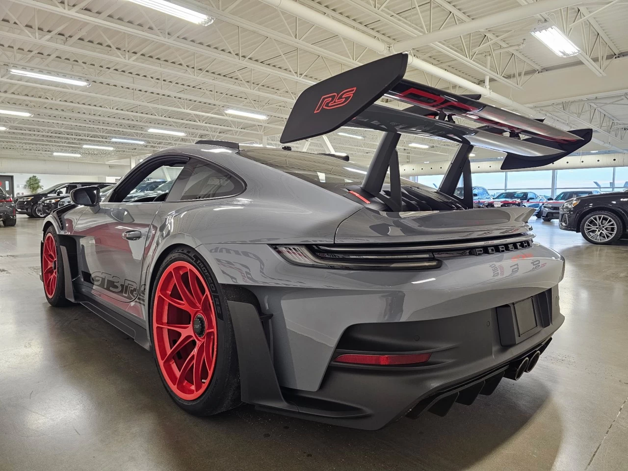 2024 Porsche 911 GT3 RS https://www.lombardihonda.com/resize/b990ff35b810a3abc0cc817b2ca24889-1