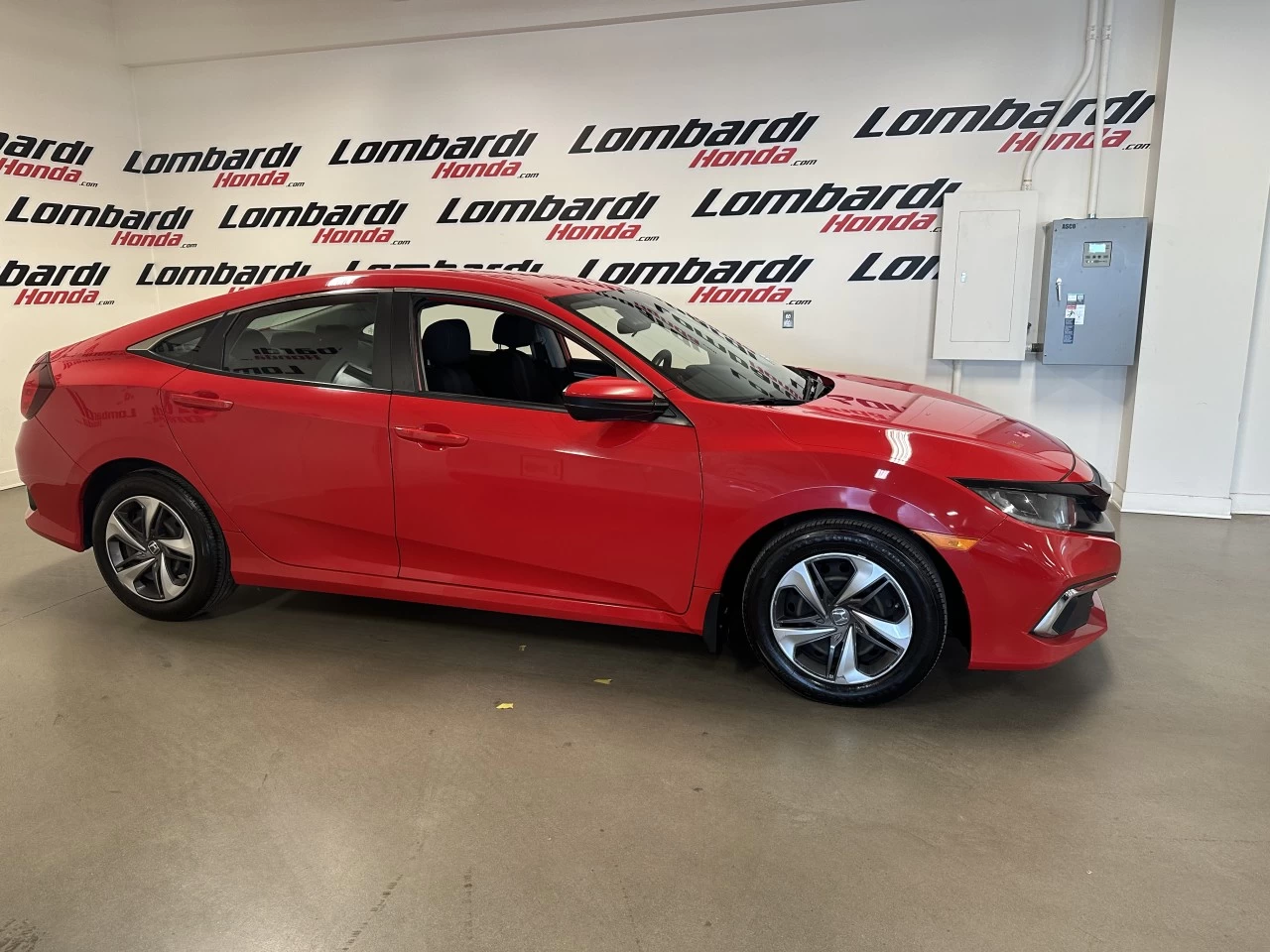 2021 Honda Civic
                                                    LX Image principale
